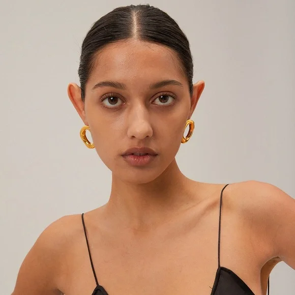 18K Gold Plated Circle Earrings*Minimalist Design*Geometric*Statement Earrings - Picture 5 of 8